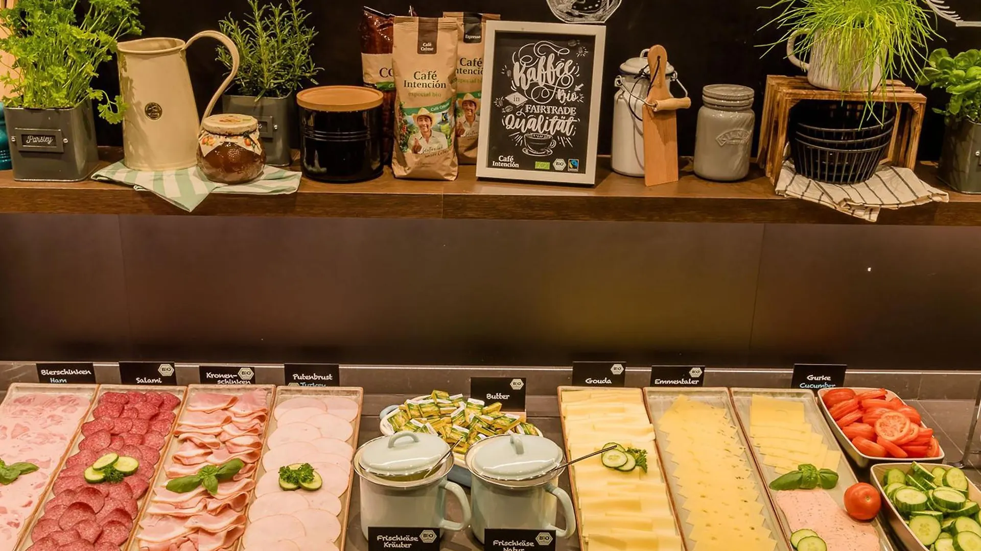Motel One Muenchen-Messe 3*, Monachium